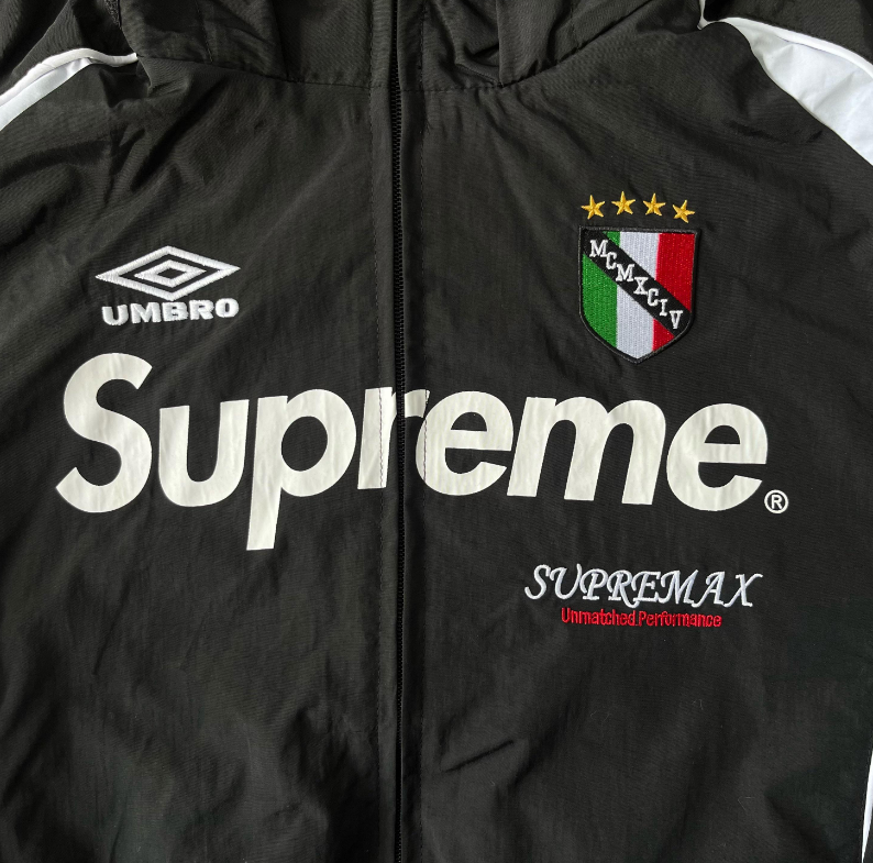 Jacket Supreme