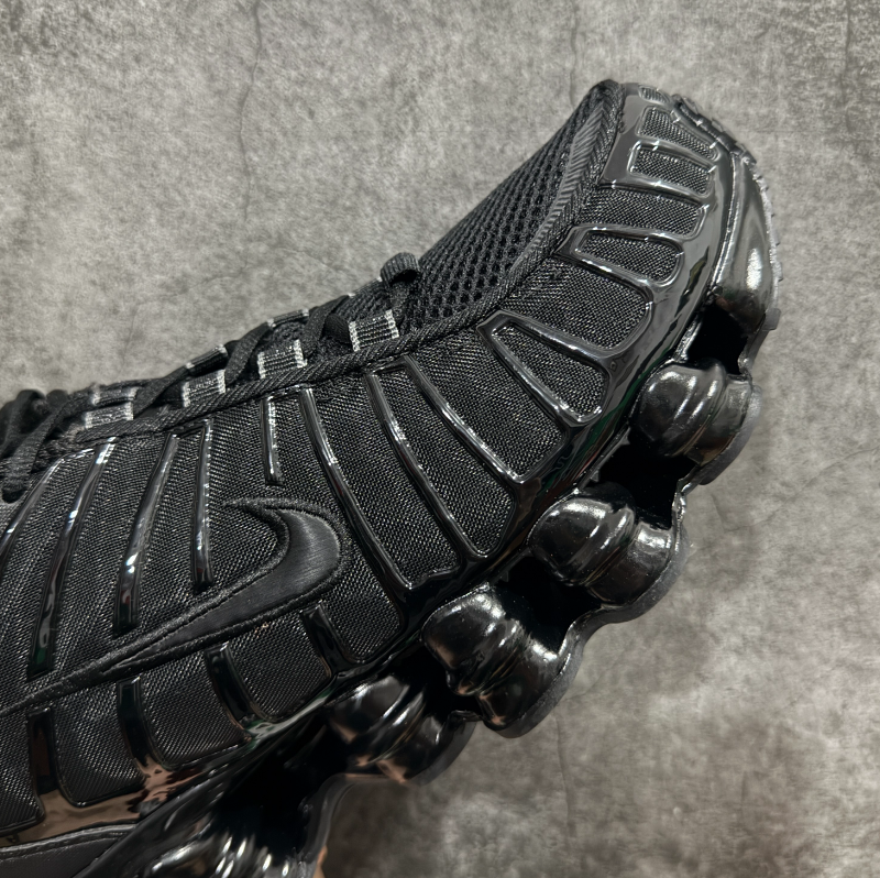 NK Shox TL Black Max Orange