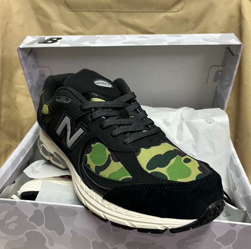 New Balance 2002R