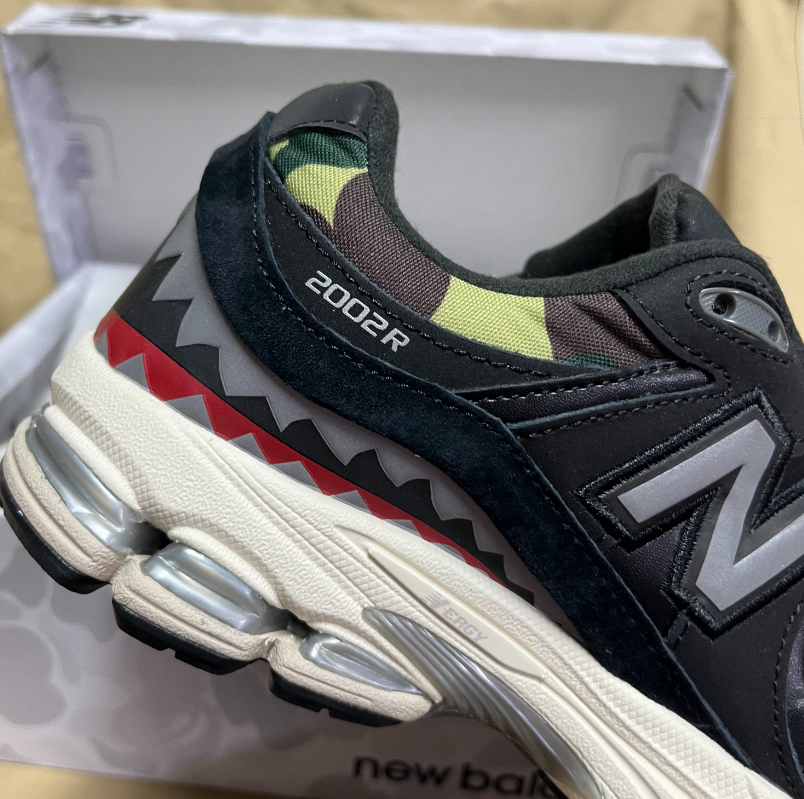 New Balance 2002R