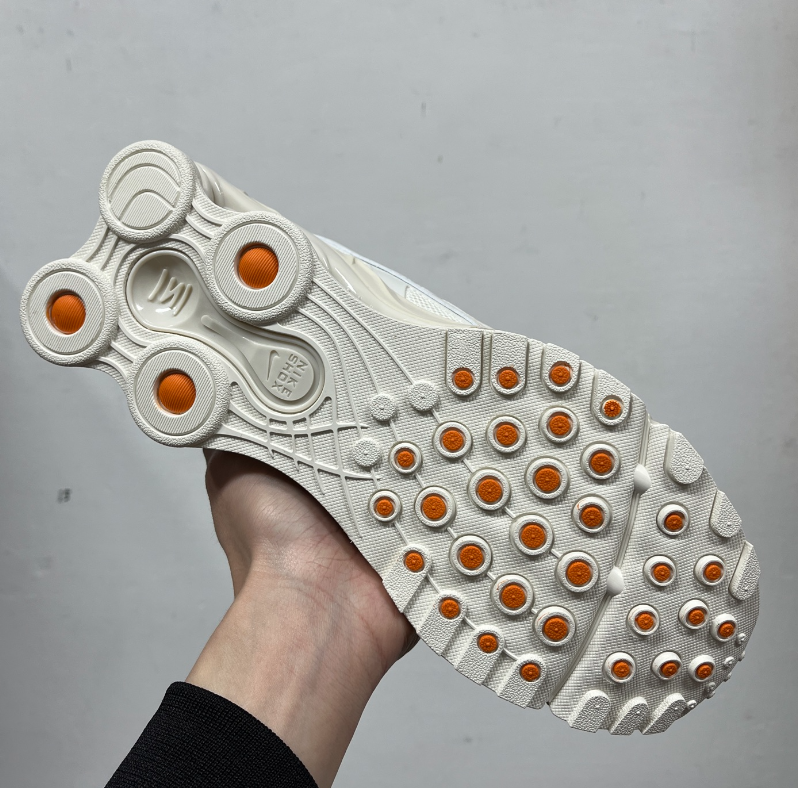NK Shox Ride 2 Light Bone Turf