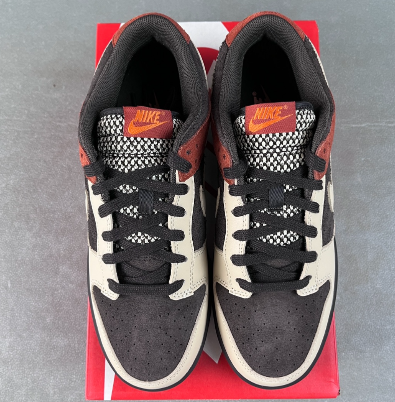 Nike Dunk Low Red