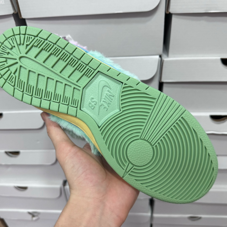 Verdy x Nike SB Dunk Low